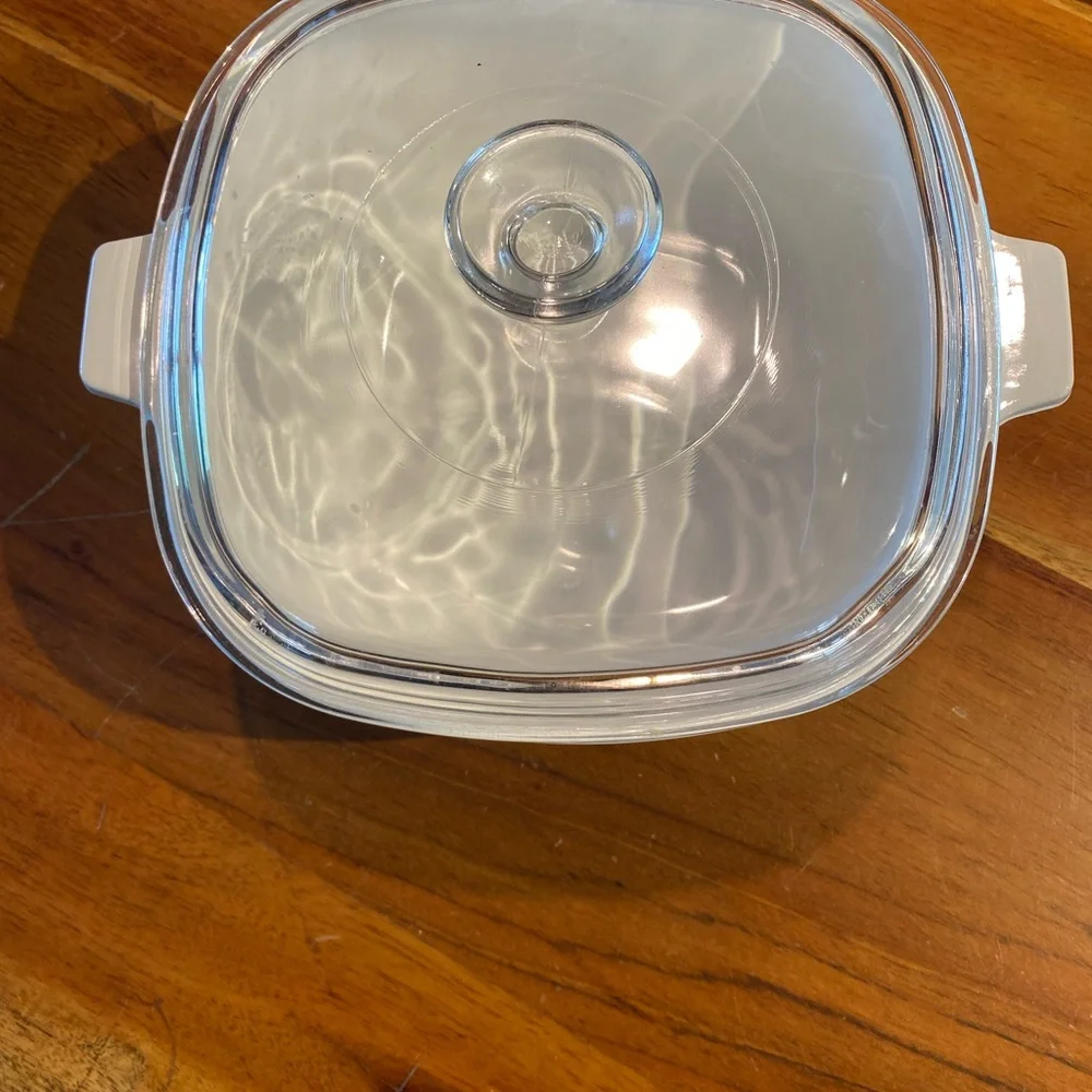 Vintage corning, ware,‎ blue corn, flour, 2 1/2 quart casserole dish with lid